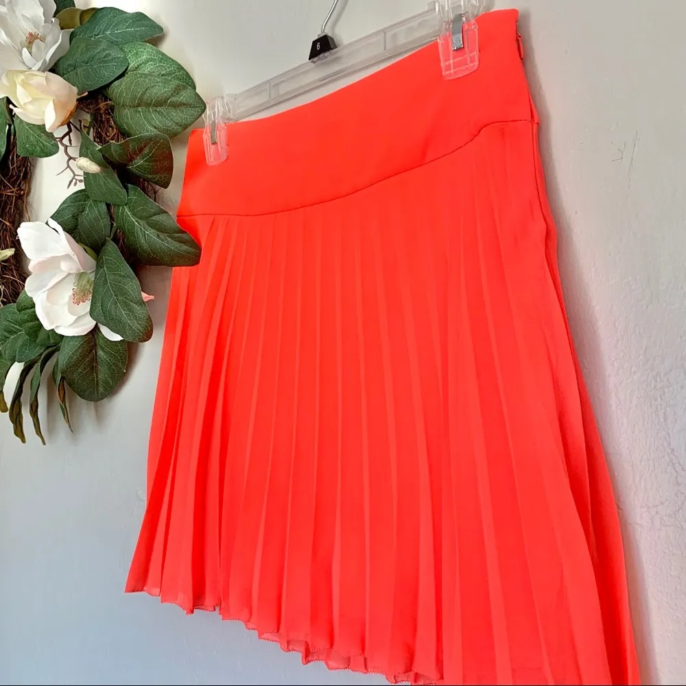 Express Neon Salmon Pleated Flutter Skirt Size 00 - Image 4