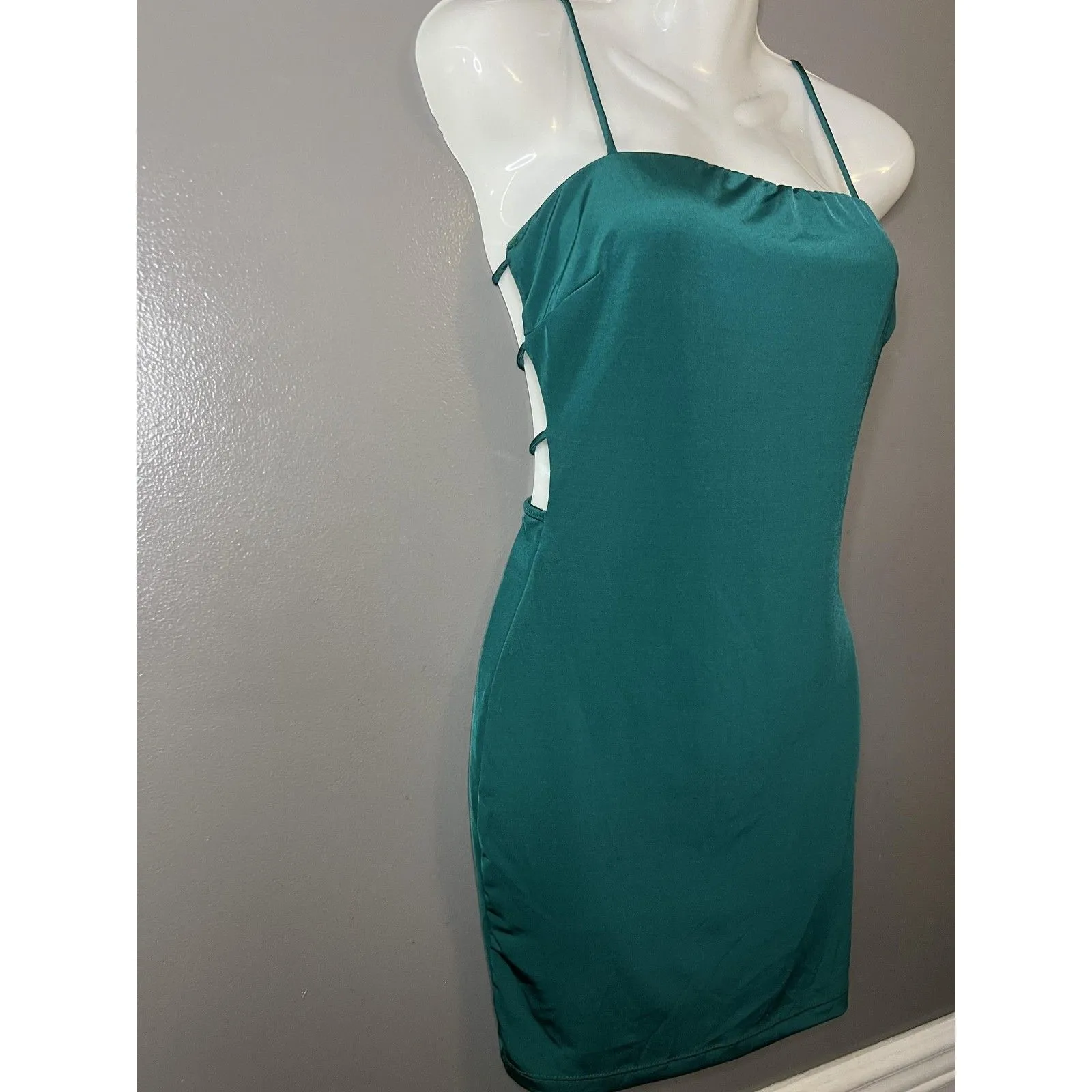 Windsor Dress Womens Small Green Satin Strappy Back Bodycon Mini Party Cocktail - Image 3