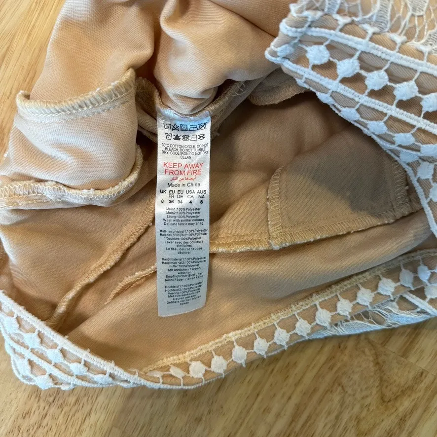 Pretty Little‎ Thing White Lace Crochet High Neck Midi Dress size 4 - Image 4