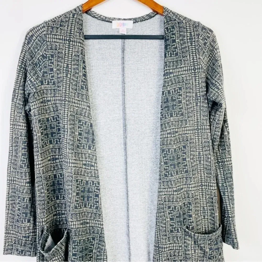 LuLaRoe Sarah Duster Cardigan Gray Striped Long Sleeve‎ Open Front - Image 3