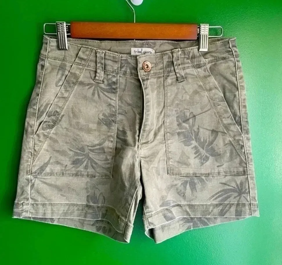 CLEARANCE! Women’s Tribal Jeans Shirts Tropical Olive Green EUC Size 2 - Image 1