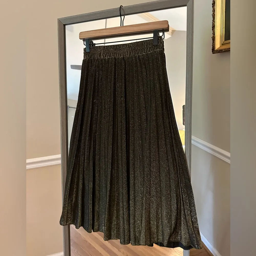 Elegant Pleated Antique Bronze MIDI Pleated‎ Skirt Size Medium - Image 2