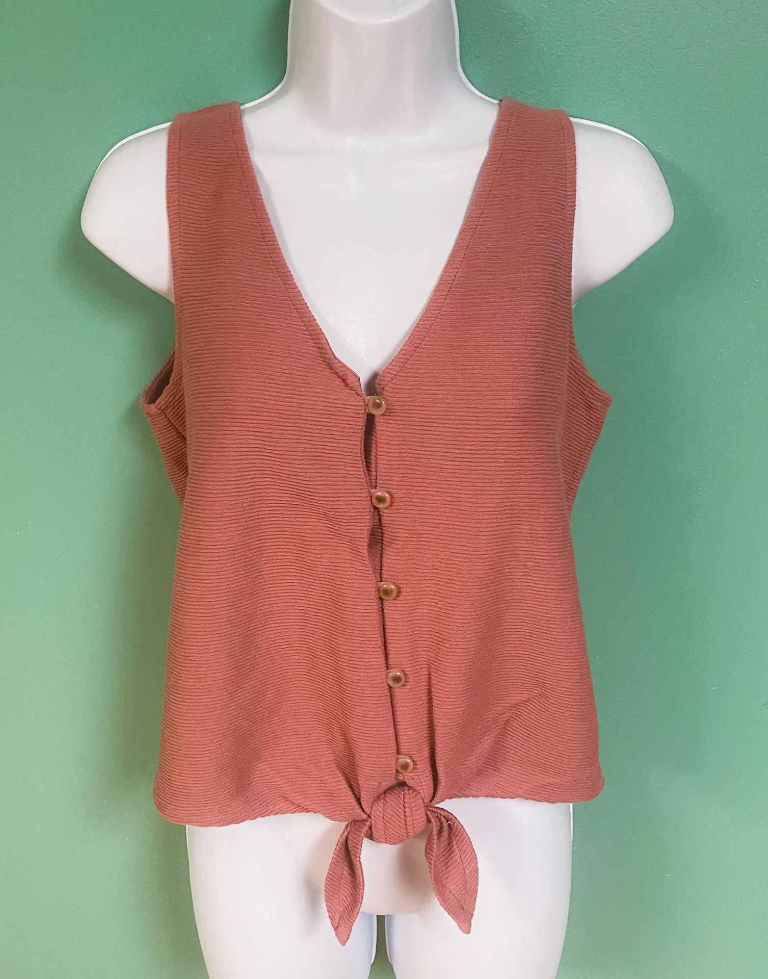Sleeveless Blush Knot Top - Image 2