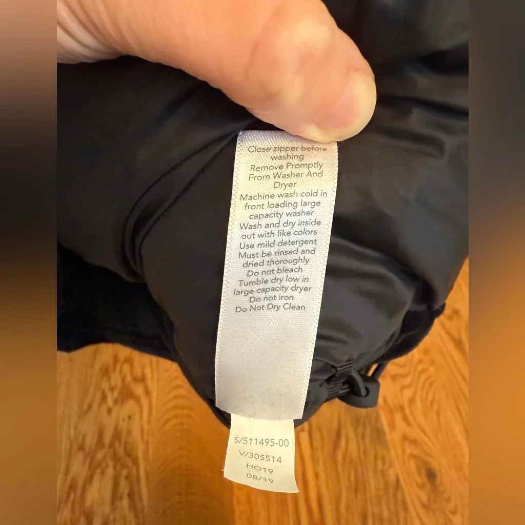 Athleta Women's Lofty Velvet Goose Down Full Zip Puffer Vest Black S No Hood - Image 3