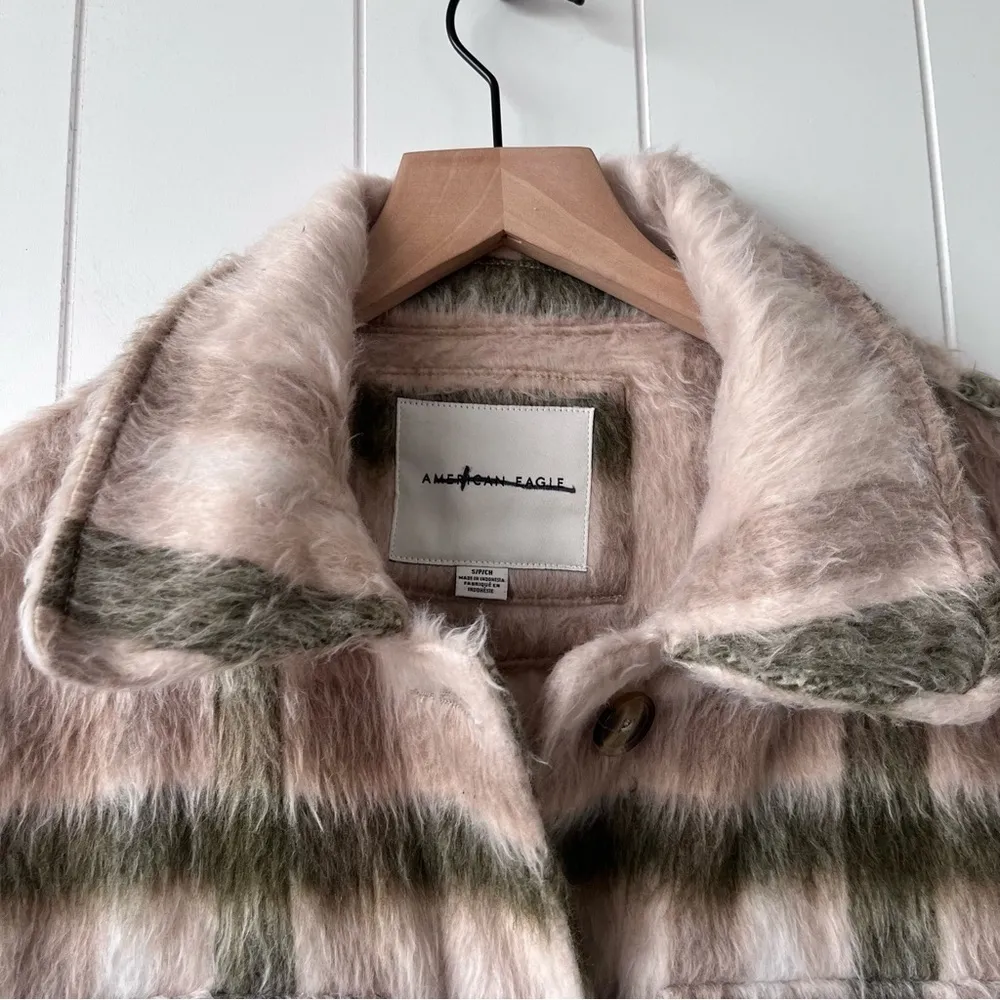 American Eagle Outfitters shacket heavy jacket plaid - Image 2