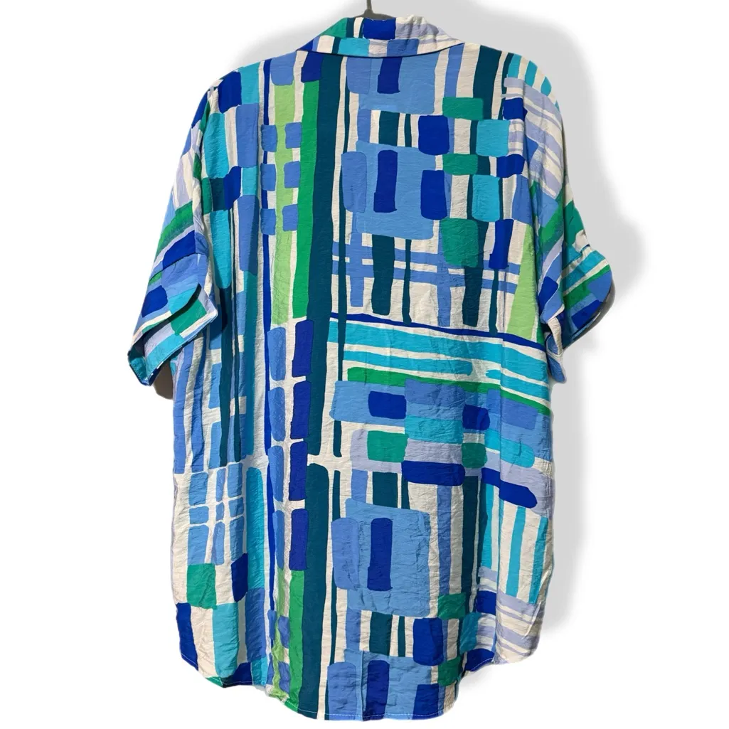Timing  size medium andora geometric print button down top royal blue green nwt - Image 2