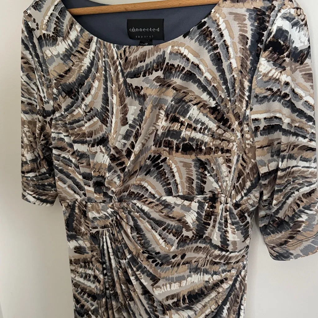 Connected Apperal Size 12 Short Sleeve Crew Neck Cinched Waist Office Dress - Image 3