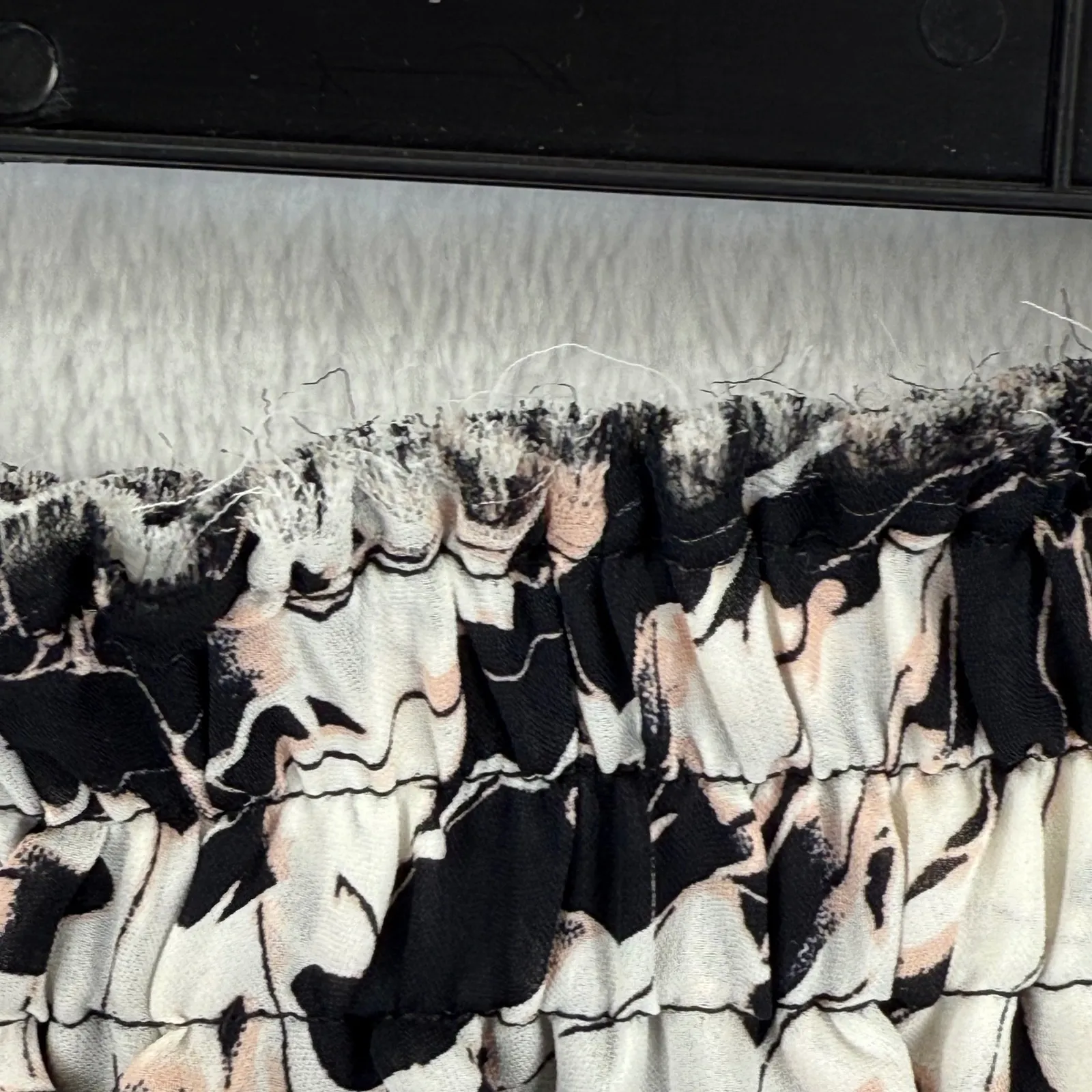 LoveShackFancy Skirt Size‎ 2 Mini Ruffle Tiered Black White Silk Floral READ - Image 5