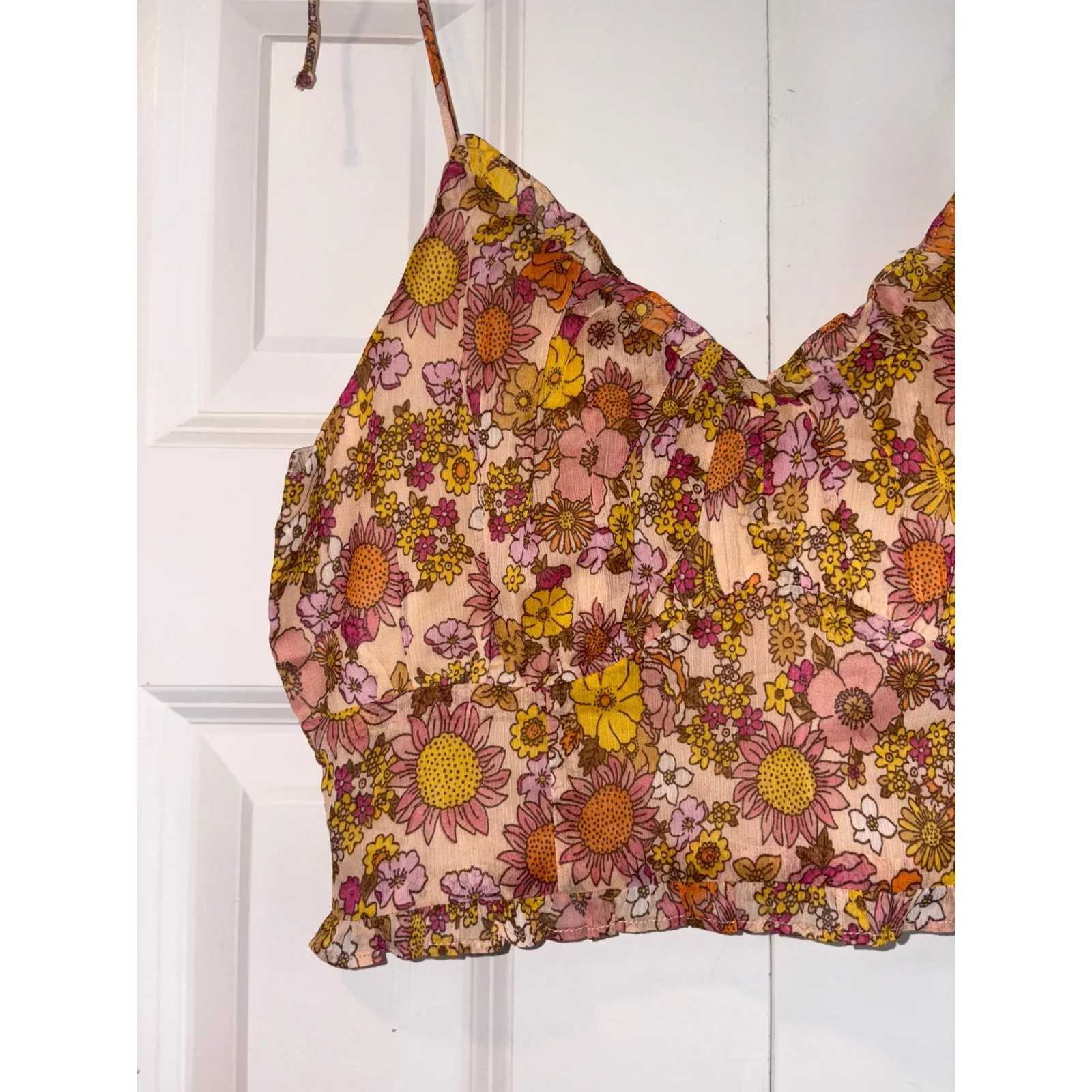 Patrons of Peace Floral‎ Crop Top Tie Strap Cami Smocked Summer M - Image 5