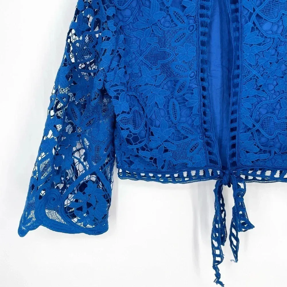 Champagne & Strawberry Lace Blouse Top in Royal Blue Size M Size M - Image 6