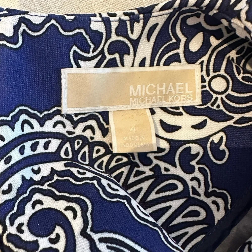Michael Kors Blue Paisley Short Sleeve Dress with Pleated Skirt Size 4 - Image 5
