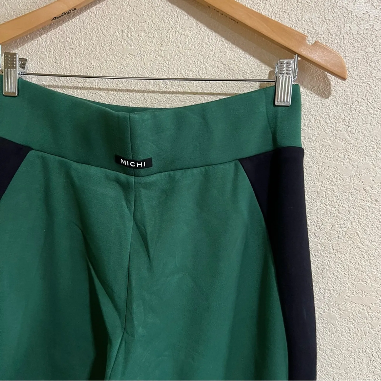 Michi Carve Flare Pant High Waist Color Block Scuba
Stripe Pine Green Black L Size L - Image 7