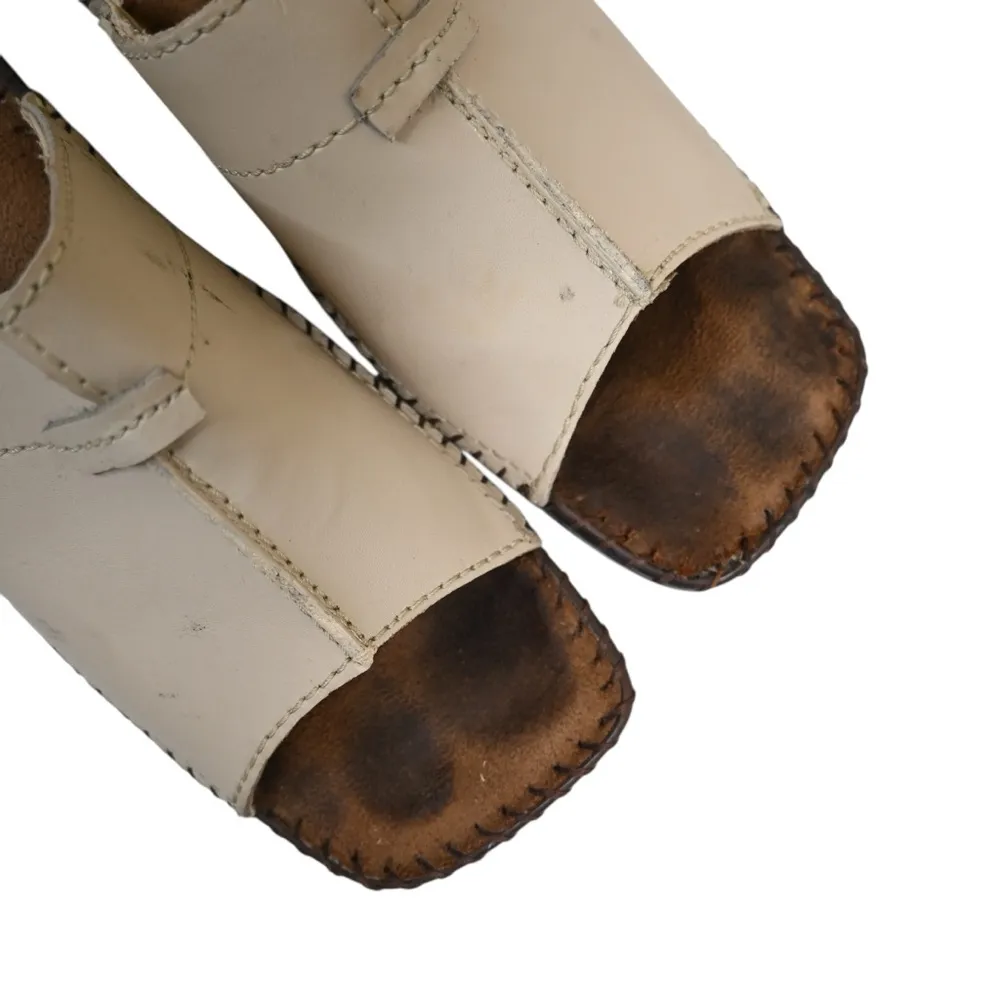 Bijou Women's 7 Leather Wedge Sandals in Cream - Image 6