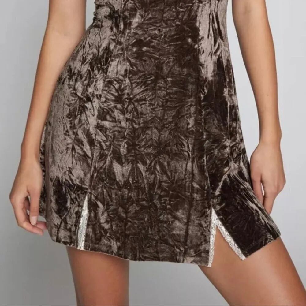 NWT‎ Kimchi Blue Jill Velour Dress Urban Outfitters in Brown Size Medium - Image 12