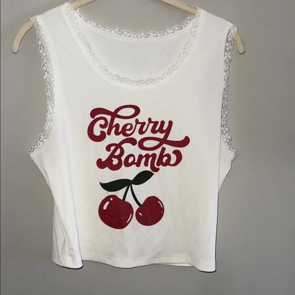 ROMWE White Cherry Bomb Lace Crop Top - Image 2