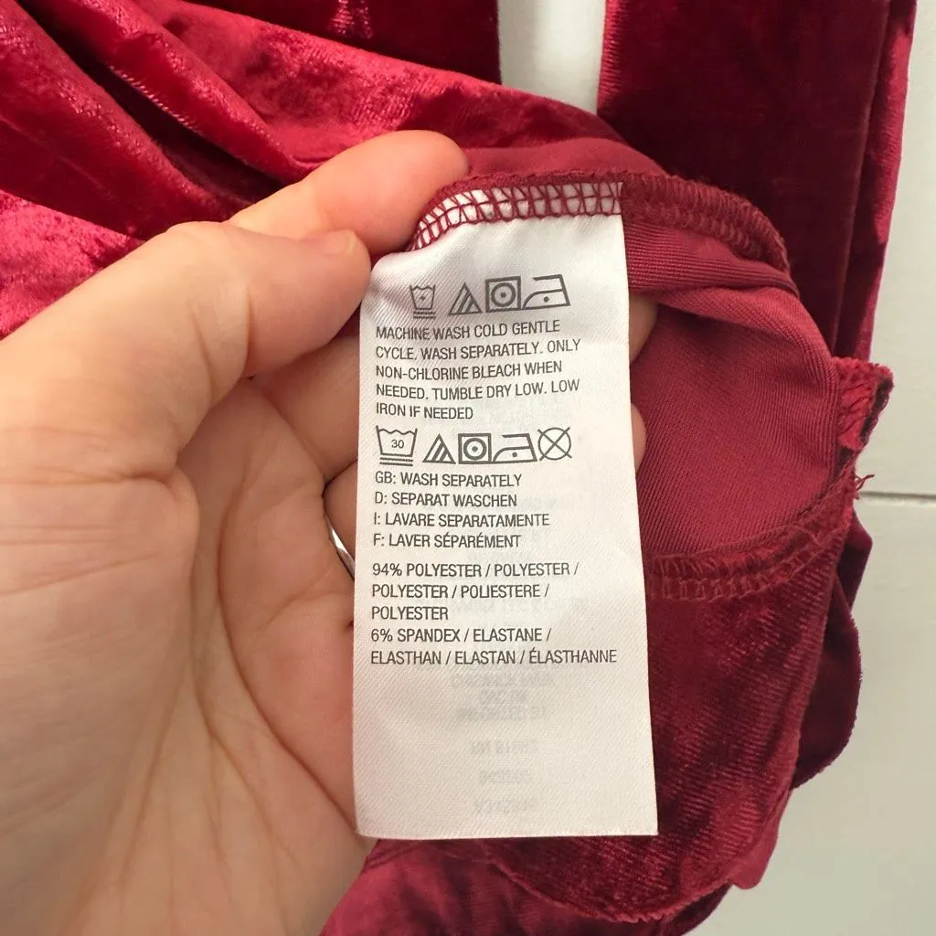 Isaac Mizrahi Live Women’s XL Maroon Crushed Velvet Longsleeve - Image 2