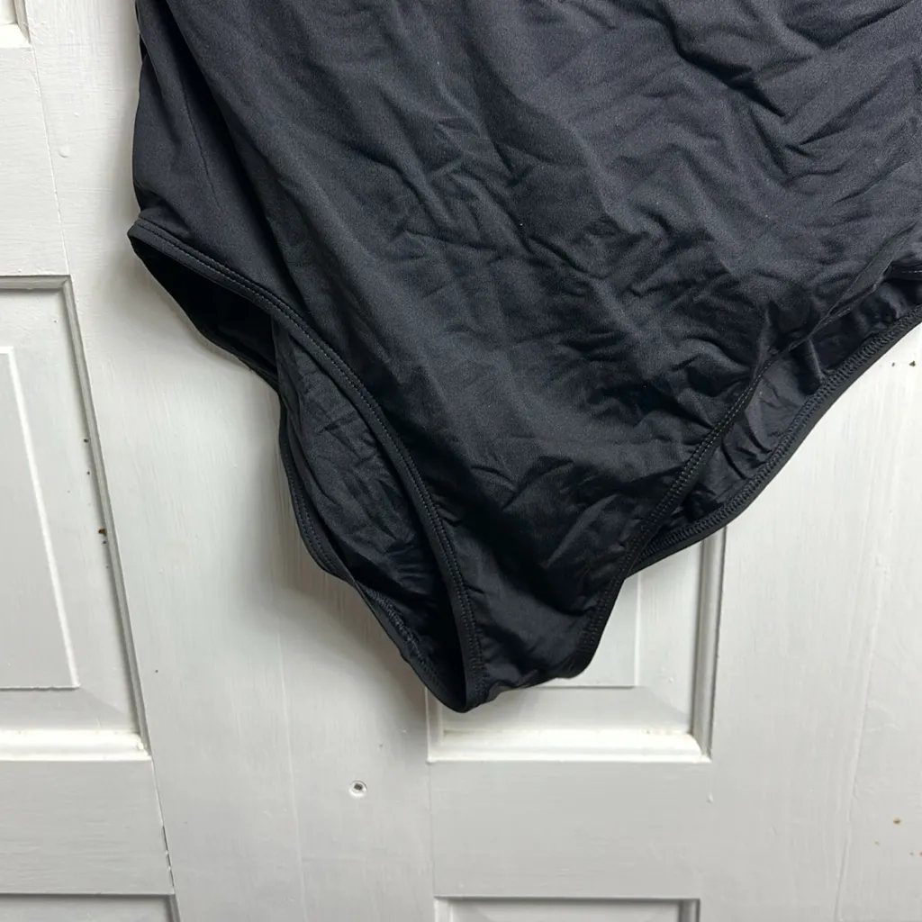 Andie Mykonos Plunge One-Piece Swimsuit Med Tall Black - Image 3