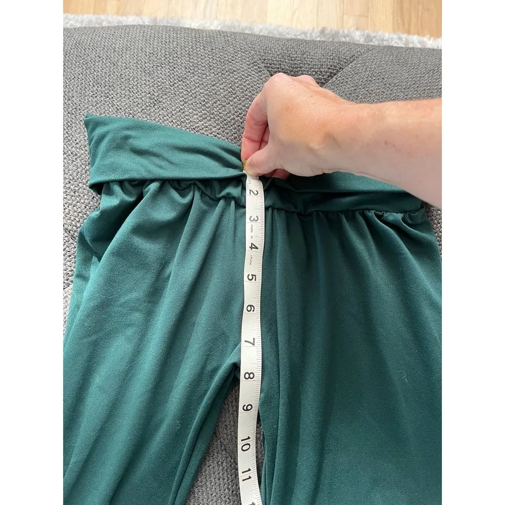 Off the shoulders leopard crop top and fit and flare pants‎ NWOT small - Image 7