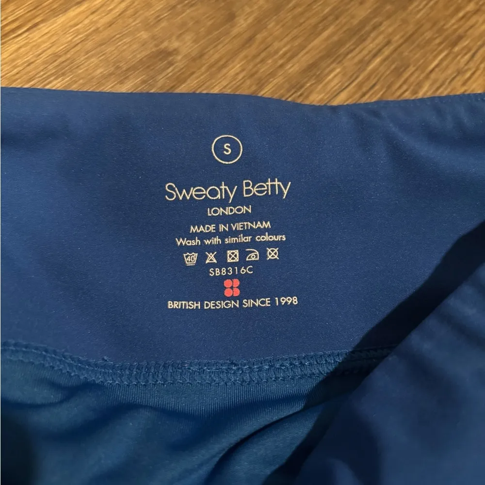 Sweaty Betty Women's Track Speed 3.5 Running Shorts - Small -Oxford Blue -EUC - Image 4