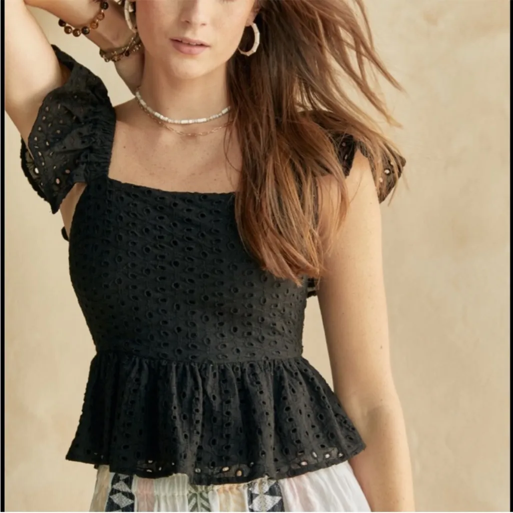 Francesca’s Adaline Eyelet Bow Back Blouse Black Size L - Image 2