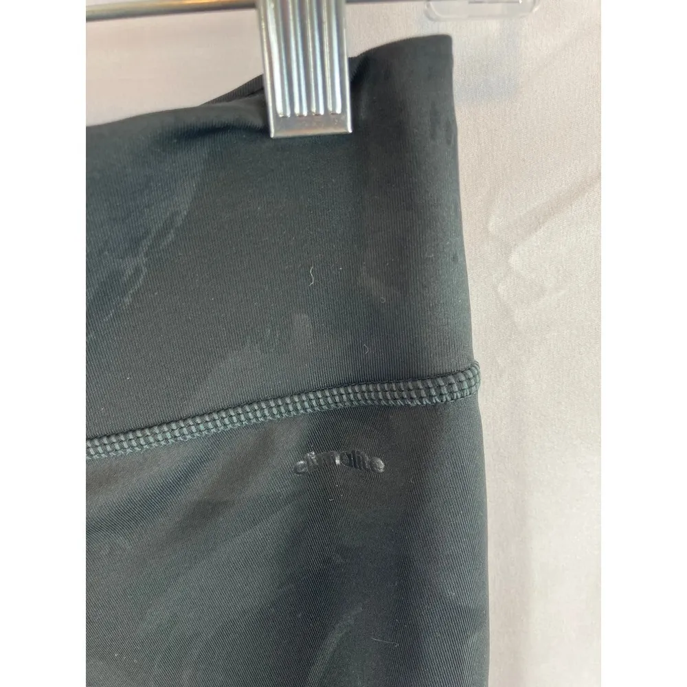 Adidas Patterned Crop Leggings Size Small - Image 4