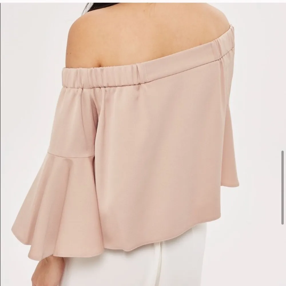 Topshop NWT  Bardot Off the shoulder Top 6 - Image 3