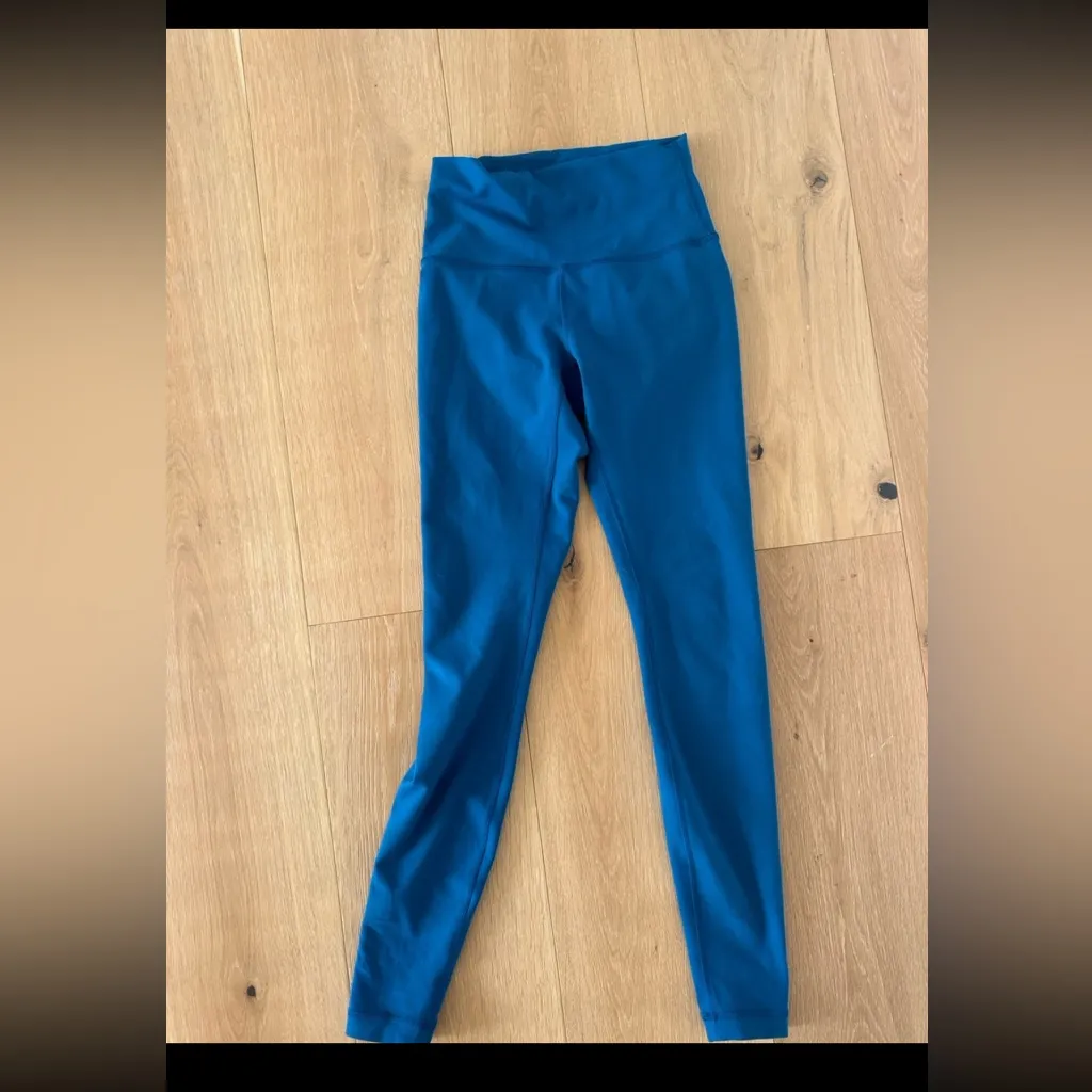 NWOT Lululemon Wunder Train High-Rise Tight 28" in Capri - Image 5