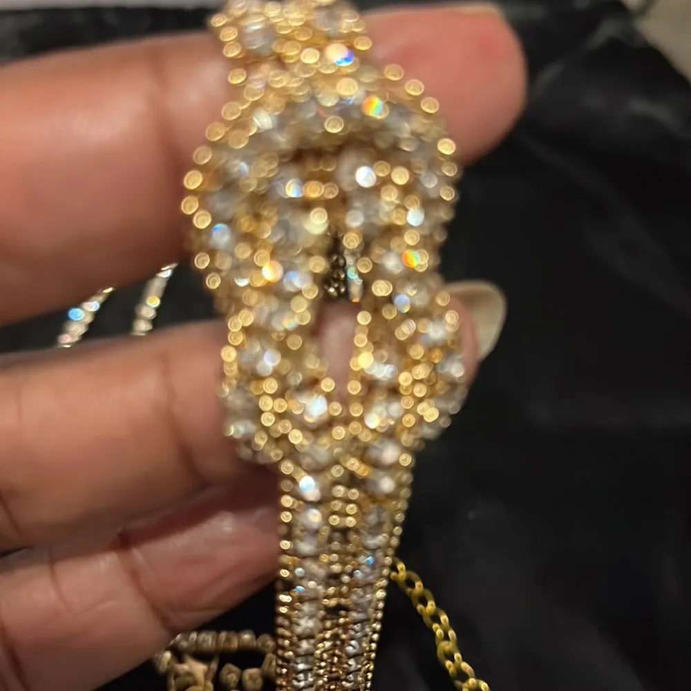 Crystal necklace with long solitaire chain. Double row of Ian odd other knot - Image 5