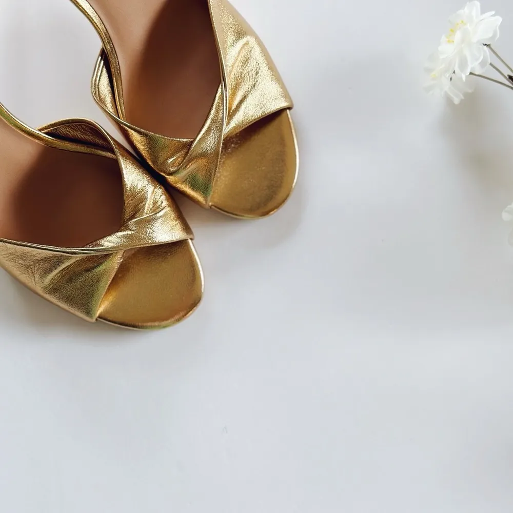 NEW Nordstrom Anders Lea Ankle Strap Sandal Gold Metallic - Image 5