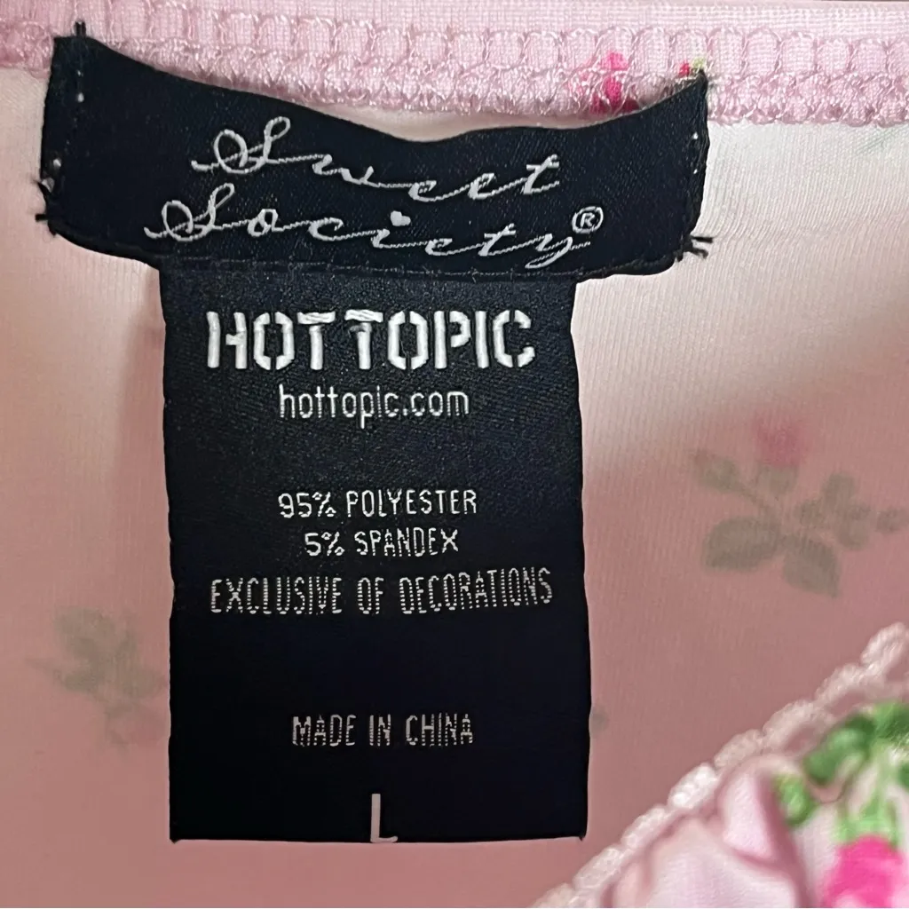 Hot Topic Sweet Society Pink Roses Top Size L Tank Top Cropped - Image 4