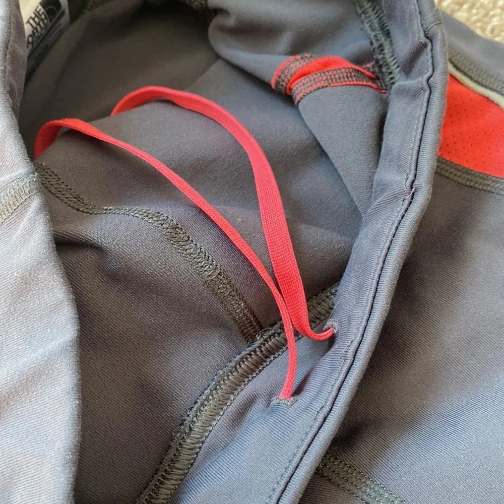 North Face Flight Series Gray Highlighter Pink Capris Athletic Attire Athleisure - Image 6