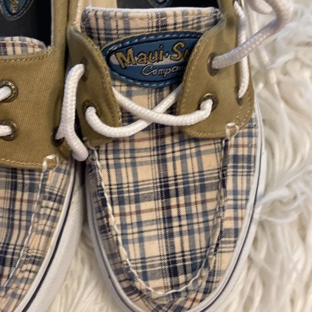 Maui Surf Company Shoes size 7M excellent condition perfect for summer - Image 2