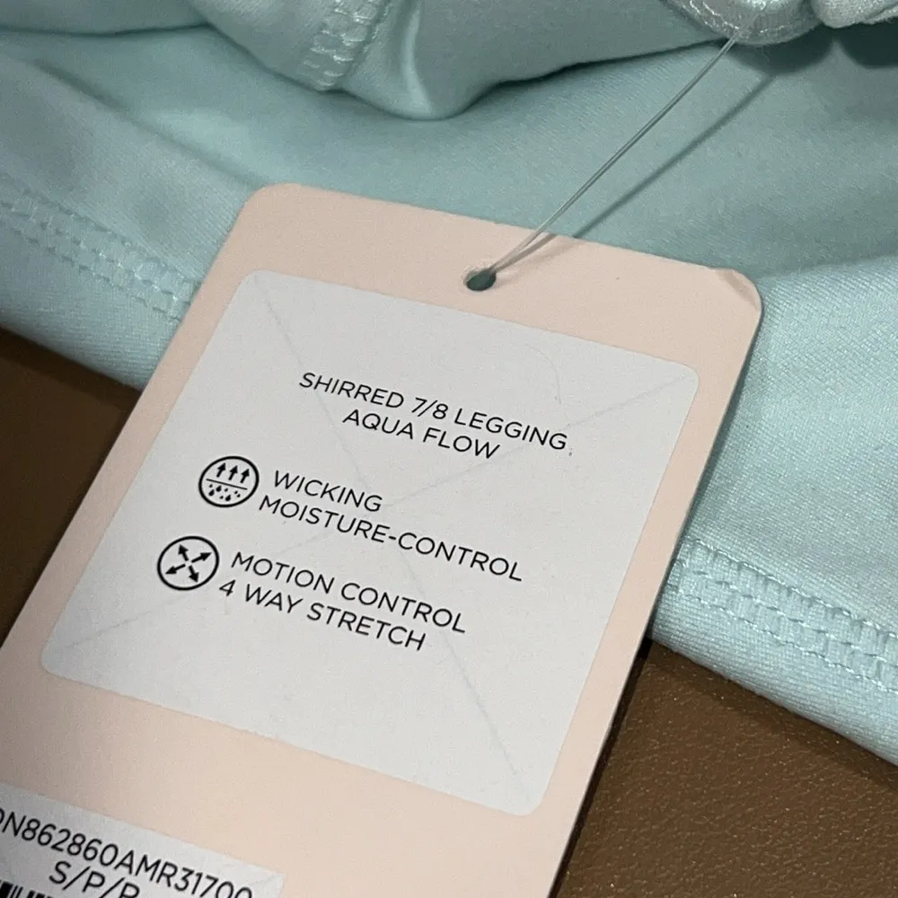 DANSKIN size small shirred 7/8 legging aqua flow wicking moisture control 4 way - Image 10