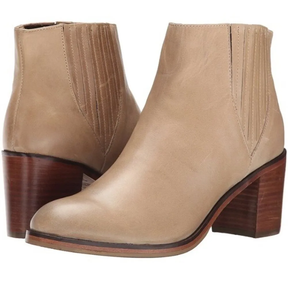 Samantha Pleet Wolverine 1000 Mile Arc Ankle Chelsea Booties Size 8 Tan - Image 10