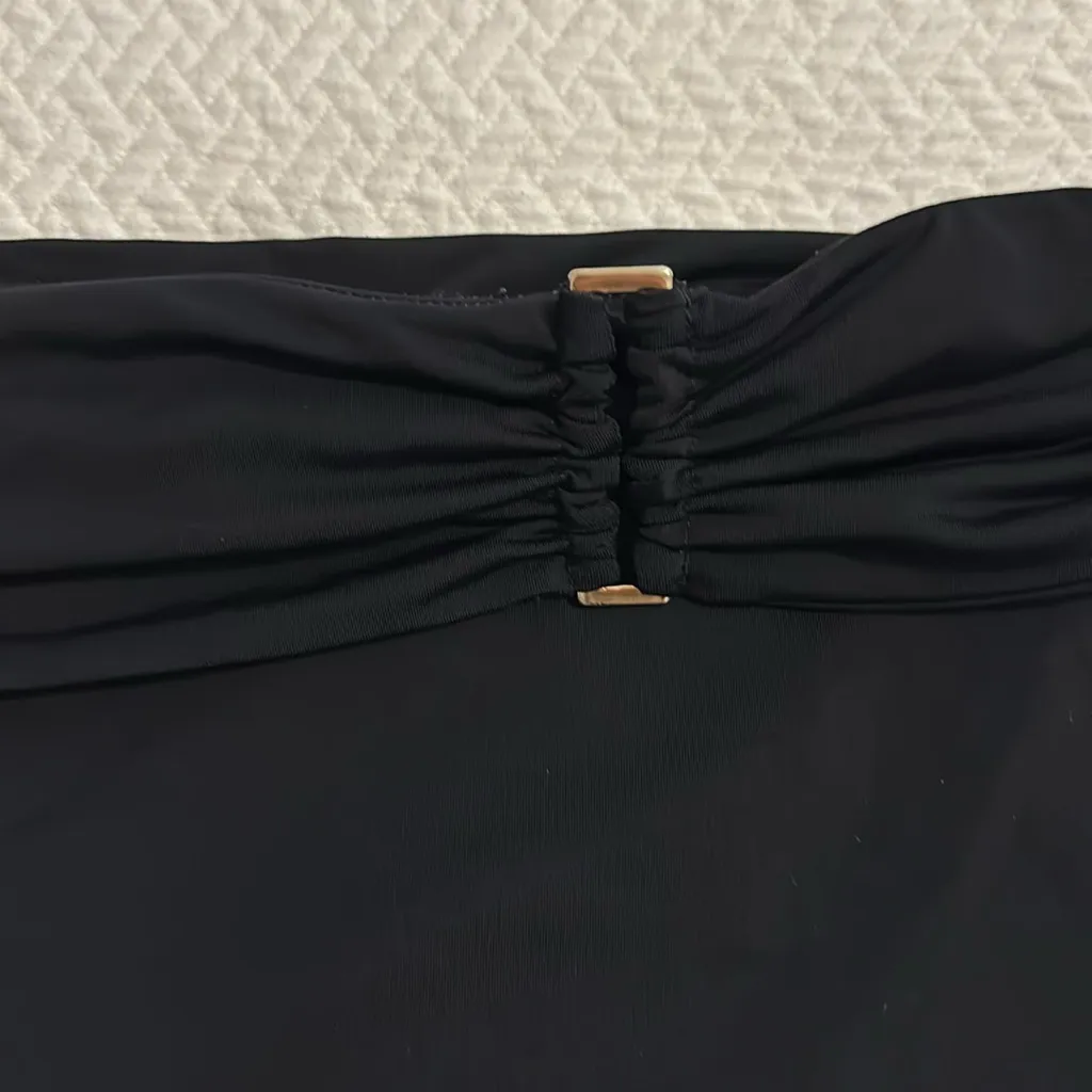 Swim skirt size large. Fold over waist, super flattering. Not bulky when wet Black - Image 2