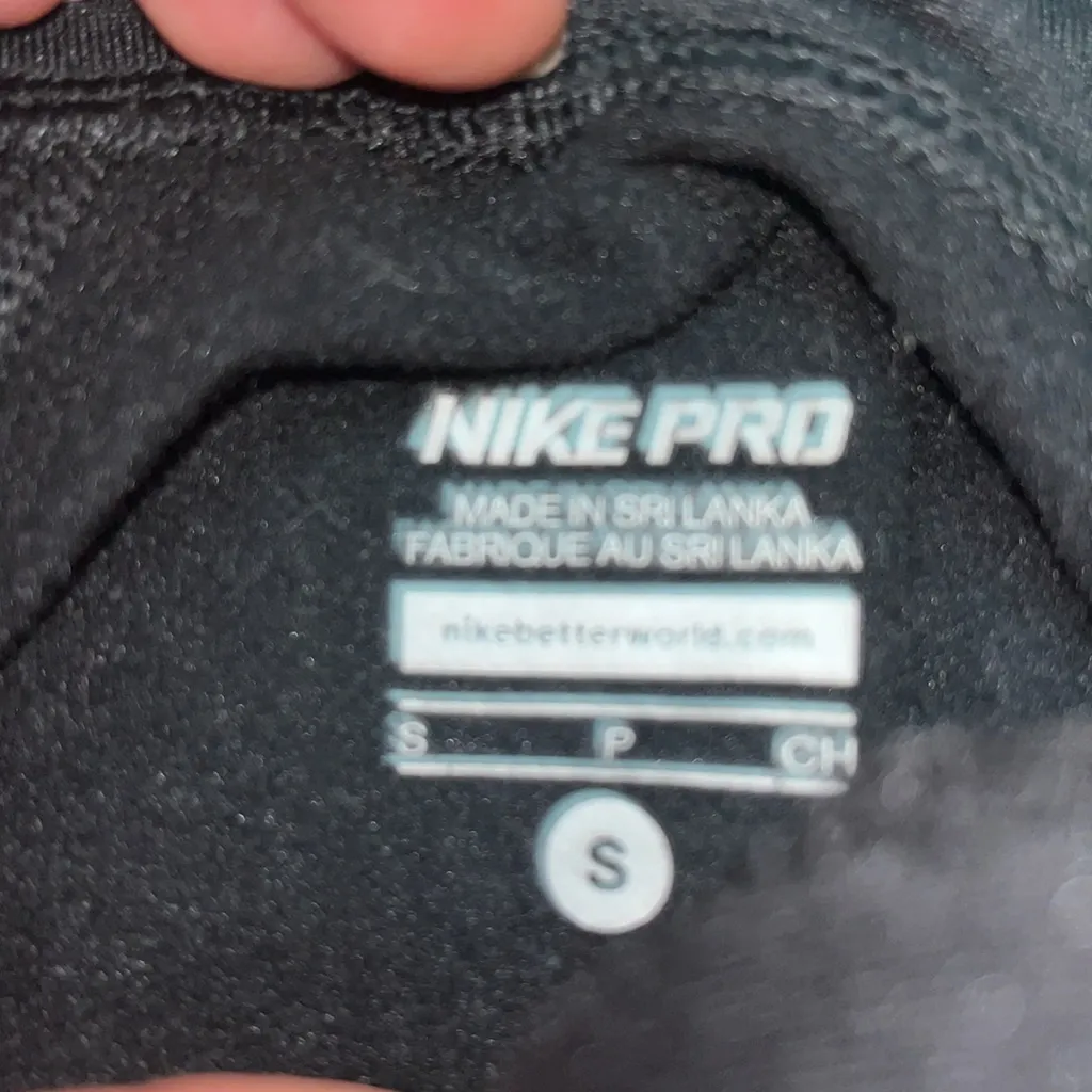 Nike Pro Pullover - Image 3