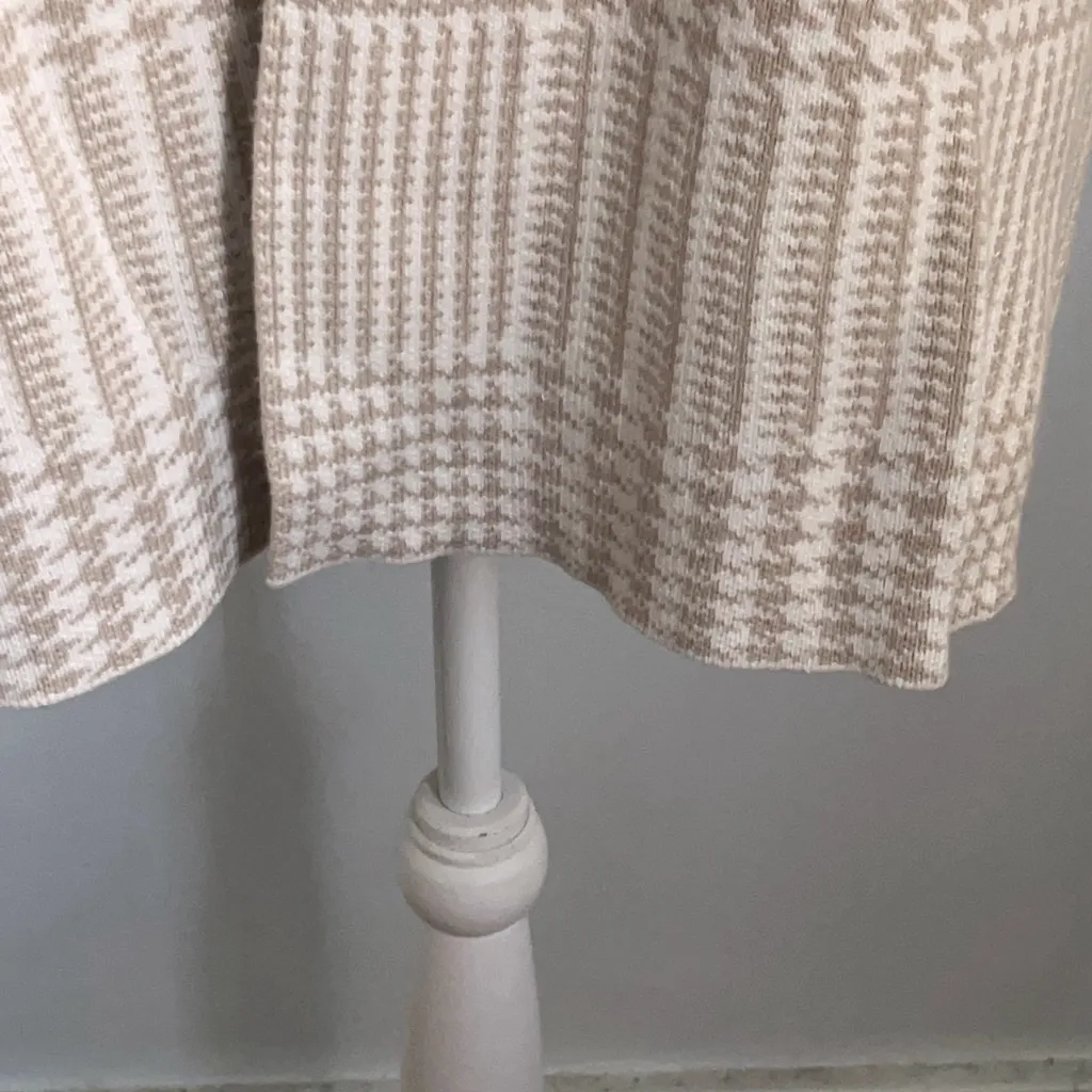 Ann Taylor • Cream Tan Plaid Sweater Jacket - Image 6