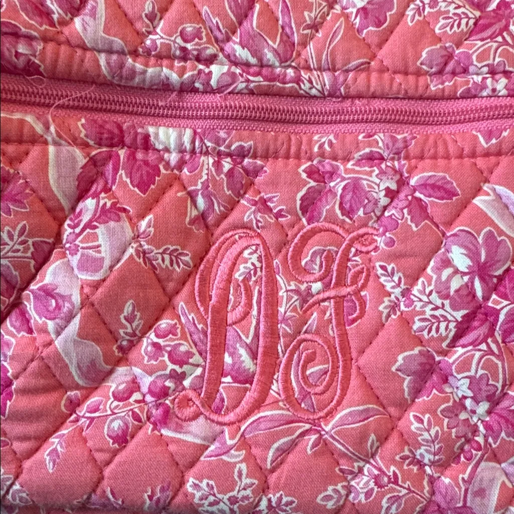 Vera Bradley Pink Quilted Bag - Image 3