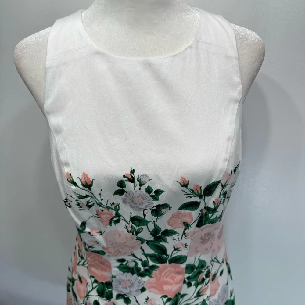 Maggy London Ivory & Floral Roses Fit & Flare Tulle Lined Sleeveless Dress - Image 9