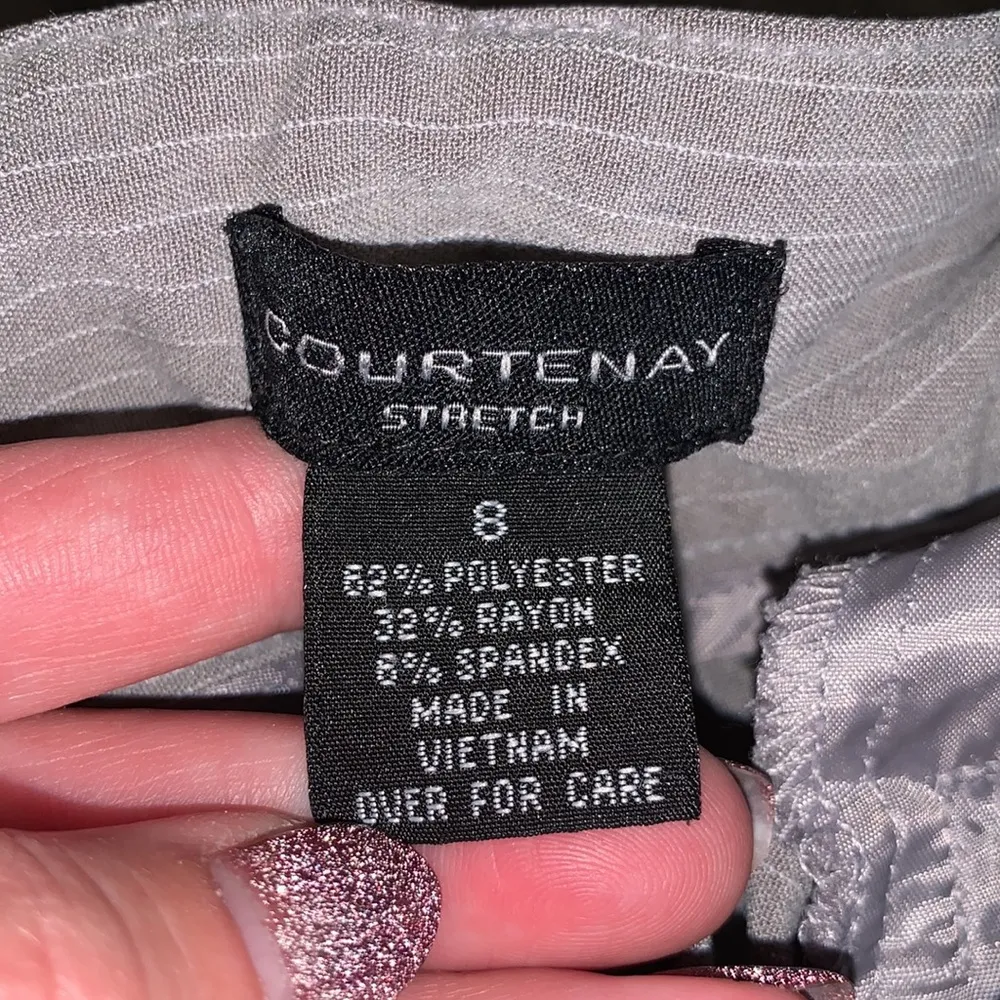 Courtenay stretch grey pinstriped office dress pants Gray Size 8 - Image 5