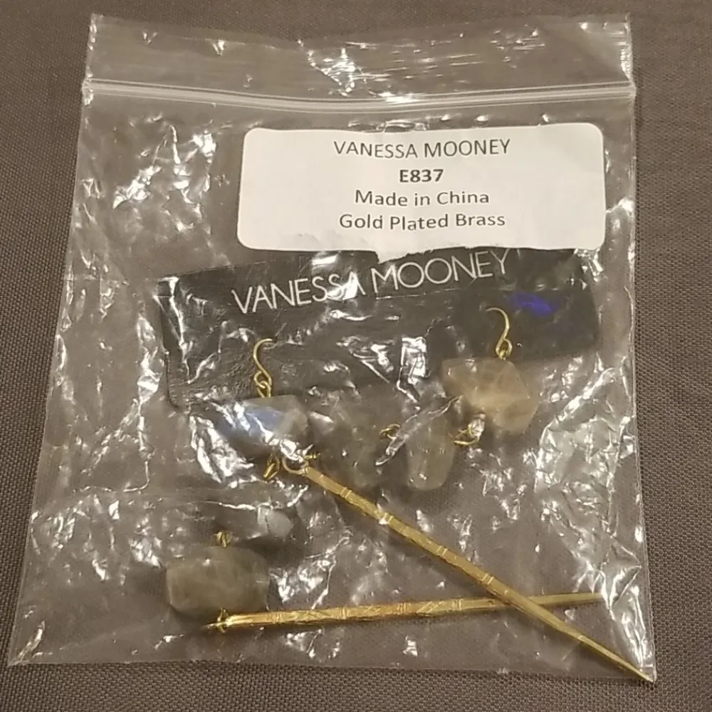 💕VANESSA MOONEY💕 Gold Gem Stone Drop Earrings - Image 6