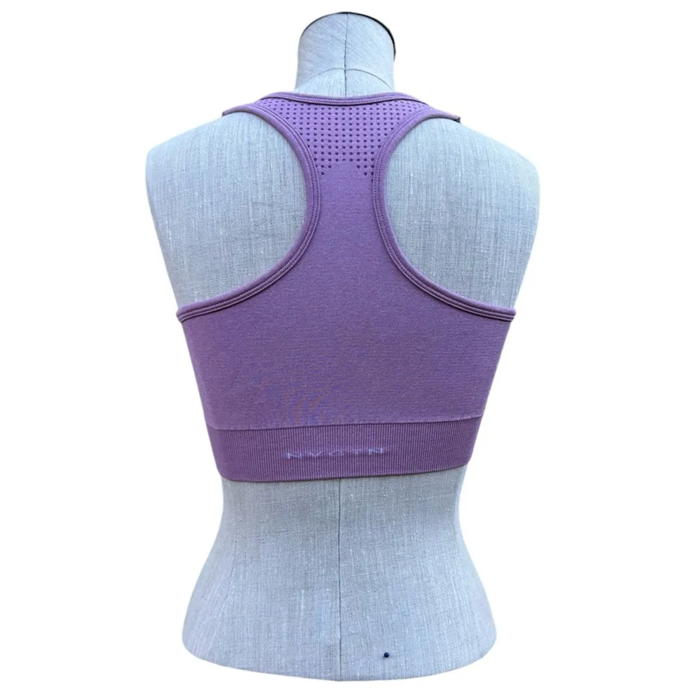 NVGTN Lilac Purple Seamless Sports Bra Compression Fit Unpadded XS - Image 3