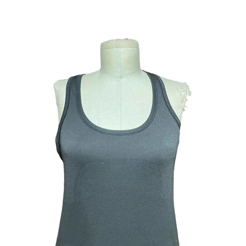 Lululemon Swiftly Tech‎ Racerback Black / Black Size 6 - Image 2