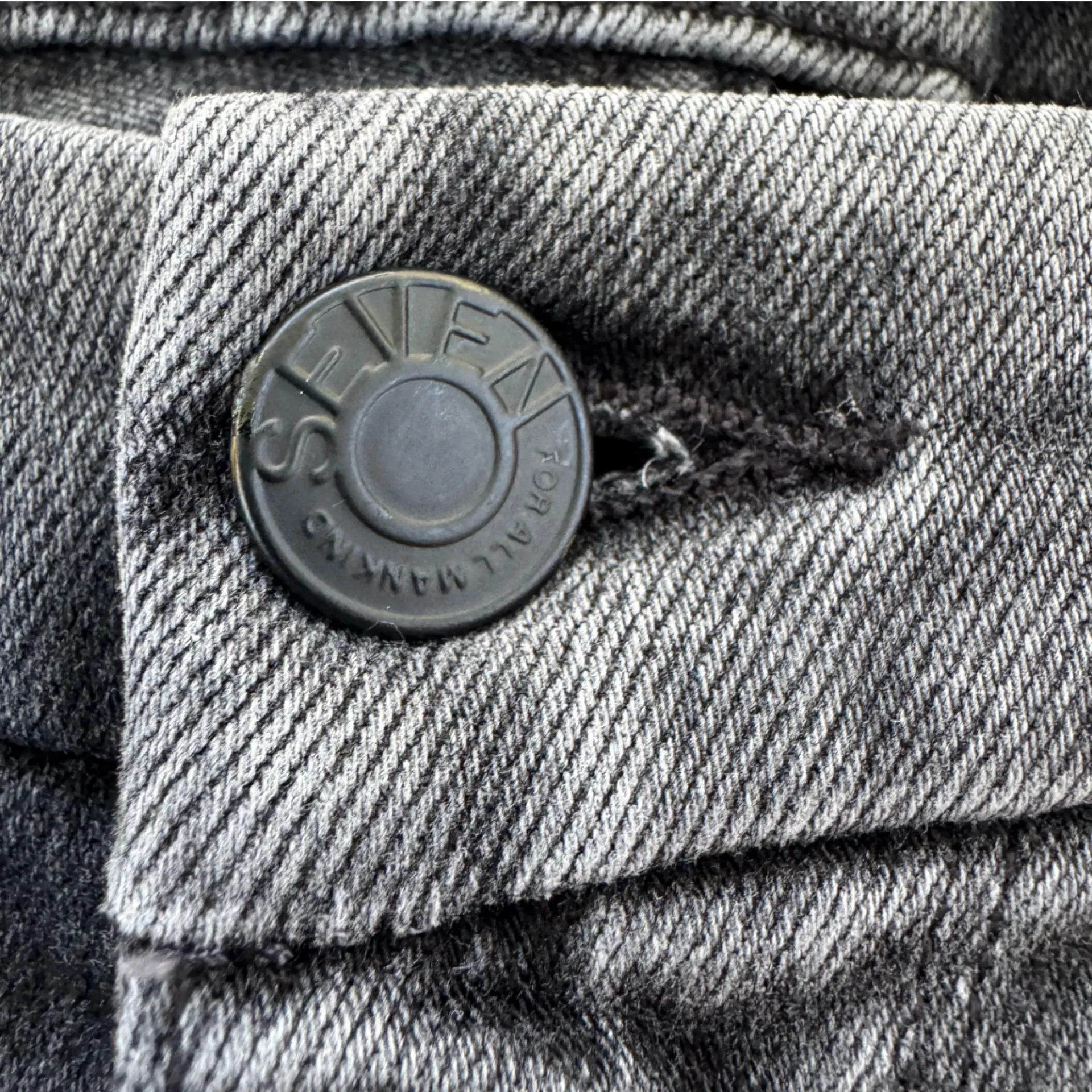 7 FOR ALL MANKIND High Waist Luxe Vintage Aubrey Jean Washed Black Size 27 - Image 12