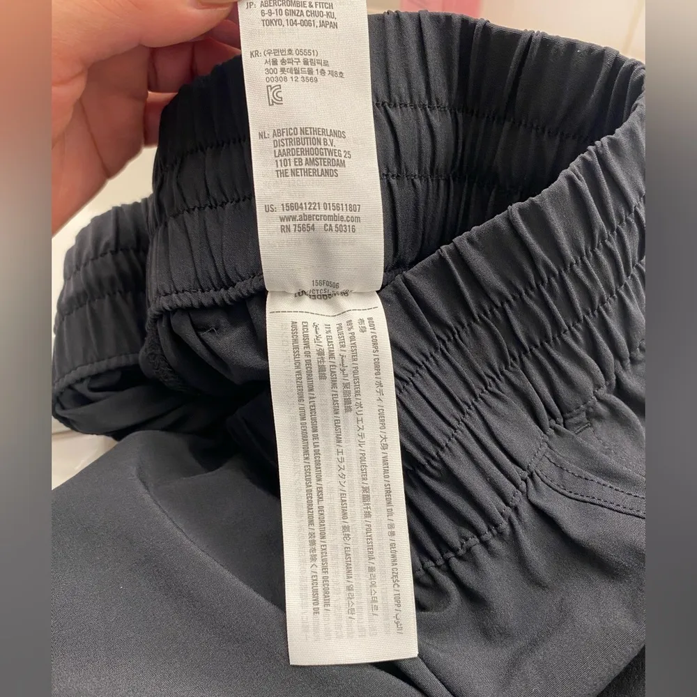 Abercrombie & Fitch Black Track Pants Relaxed Fit Elastic Cuffs - Image 7