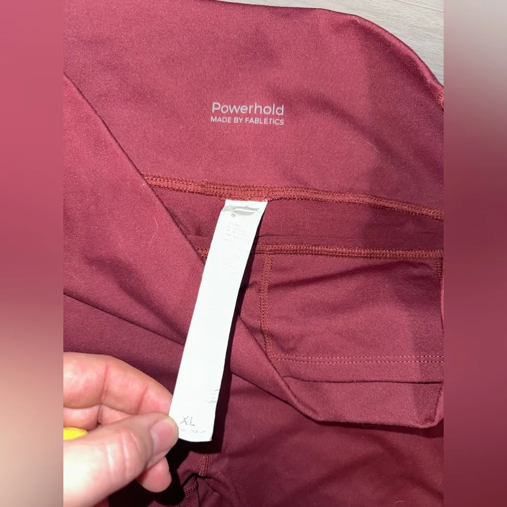 Powerhold by Fabletics Maroon Athletic Women’s Strerch Gym Workout Leggings XL - Image 4