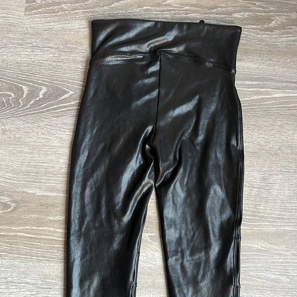 Spanx  faux leather Hip Zip Leggings - Image 10