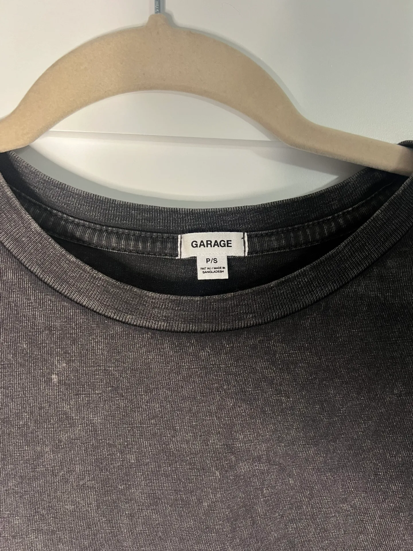 Cropped Gray T-shirt - Image 3