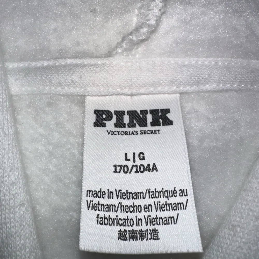 Victoria’s Secret Cropped Sweater - Image 5