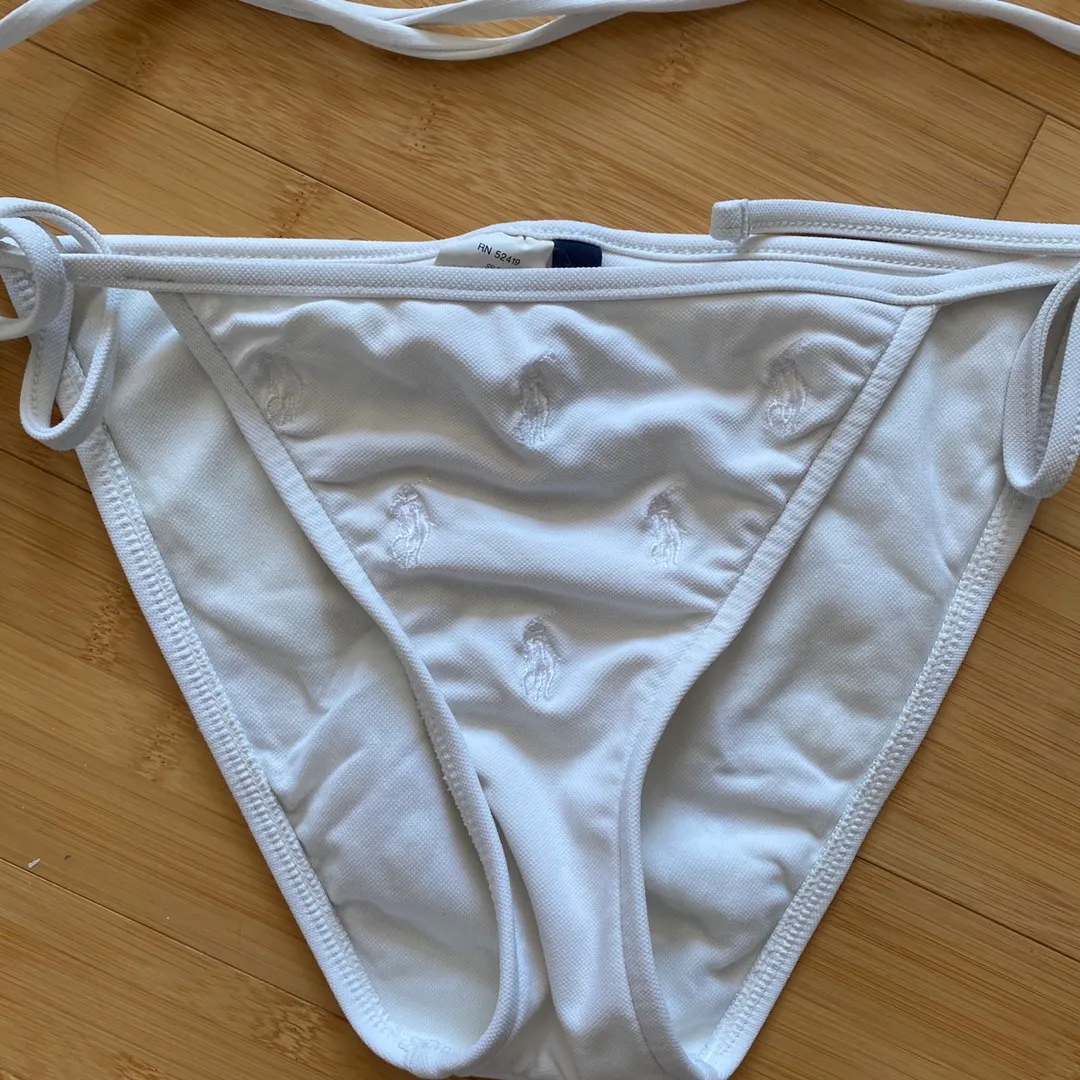 Red and White Stripped Bikini Set - Image 7